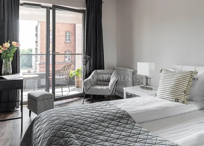 Lion Apartments - Scala City Center Apartments&Parking Iib
